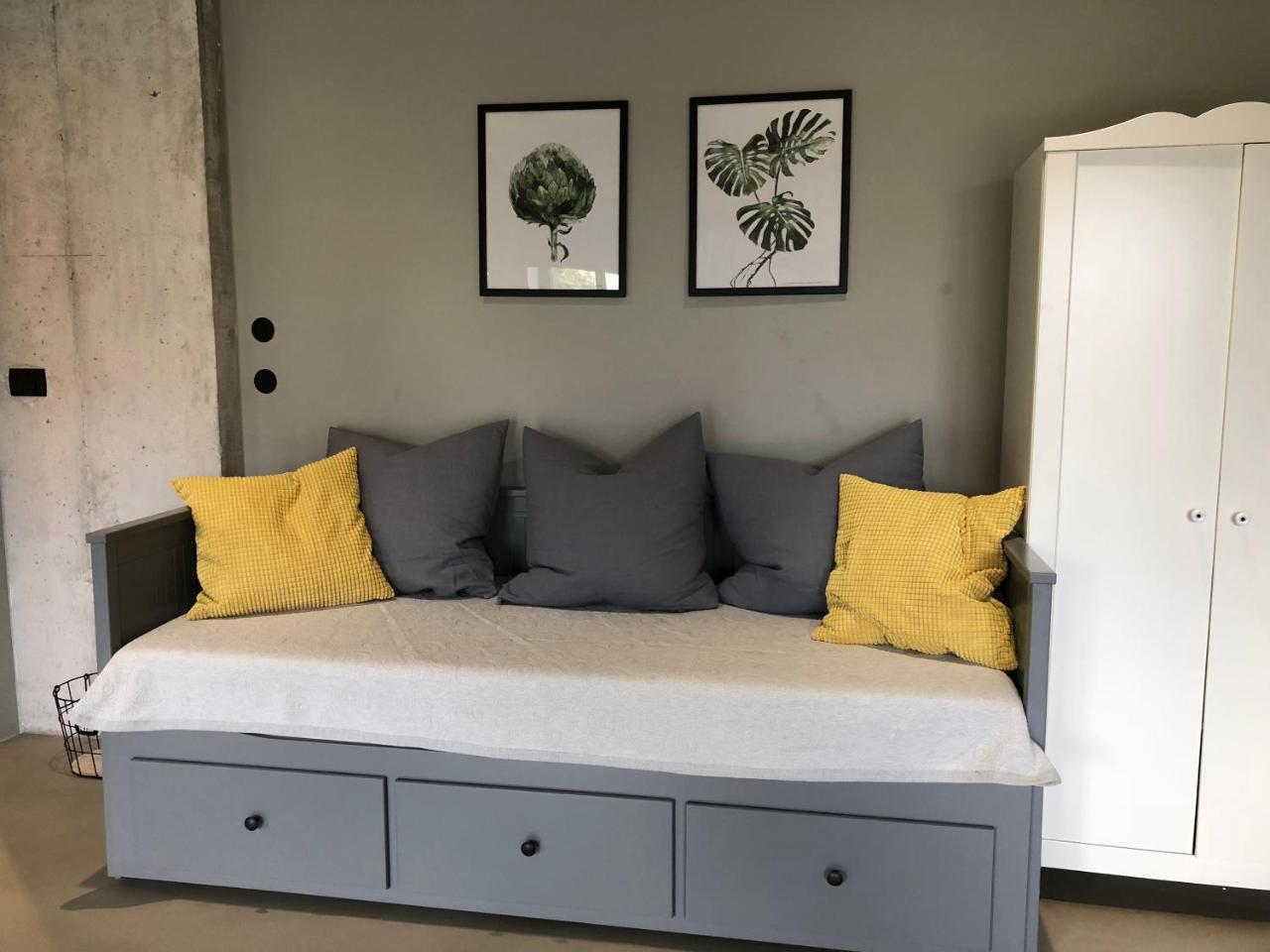 Apartment Tomas Каштела Екстер'єр фото